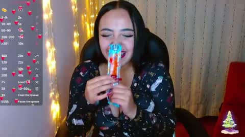 Snapshot of anniehh_ chatting on December 28, 2:11 am Annie Independent model Hello all offline tokens are appreciated thank you for your support.33 online show from December 28, 2:11 am
