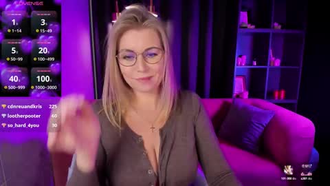 Annie online show from March 3, 8:49 am