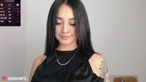 Annie online show from December 21, 1:47 am