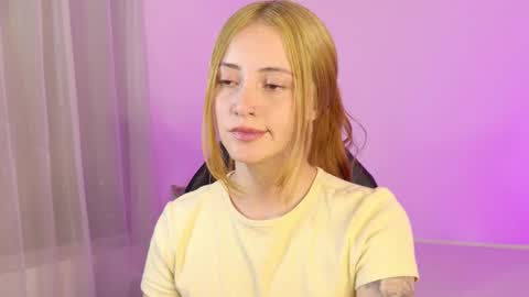 Annie online show from April 14, 2:28 am