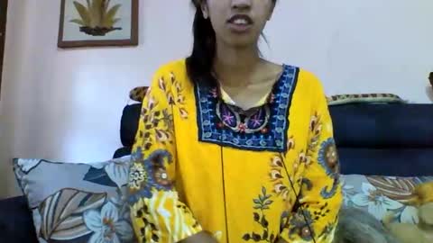 anniesexy1 online show from November 22, 4:00 am