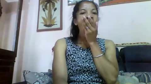 anniesexy1 online show from February 1, 5:39 am