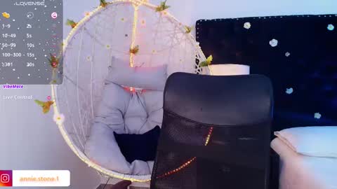 ANNIE  online show from September 12, 12:05 pm