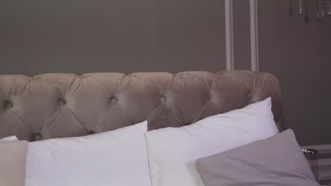 AnnieStyles online show from January 5, 10:32 am