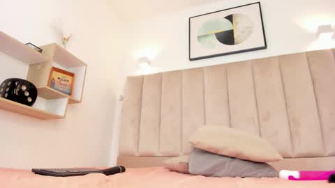 Annie Queen online show from September 20, 3:18 am