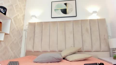 Annie Queen online show from November 12, 2:34 am