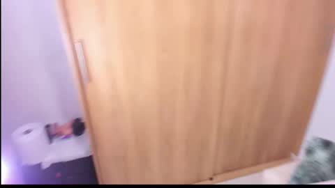 Snapshot of annika_03 chatting on January 16, 3:02 am Gise. online show from January 16, 3:02 am