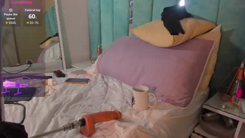 Snapshot of annita_01 chatting on July 17, 6:57 pm Annita online show from July 17, 6:57 pm