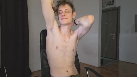    online show from December 4, 12:58 pm