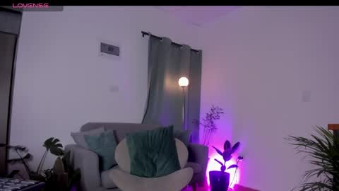 Snapshot of anntoniawood chatting on April 10, 1:00 am Anntonia Woods online show from April 10, 1:00 am