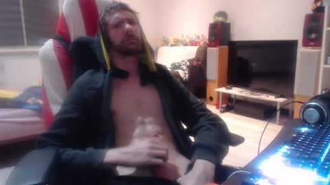 LoyalDog online show from April 17, 12:35 am