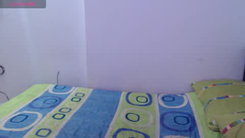 Anny  online show from February 4, 2:39 am