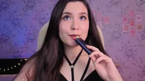 Snapshot of anny_shine chatting on October 27, 3:32 am Annie online show from October 27, 3:32 am