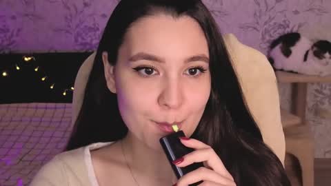 Snapshot of anny_shine chatting on May 30, 10:40 pm Annie online show from May 30, 10:40 pm