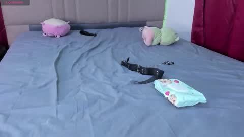 Annya online show from November 3, 1:19 am