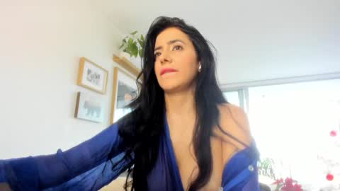 Anny online show from December 16, 10:15 pm