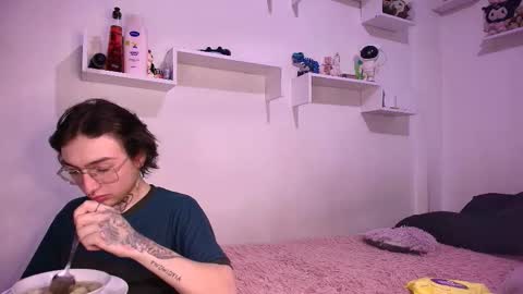 anny harris online show from November 18, 11:15 pm