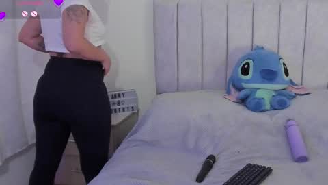 Anny online show from November 26, 10:55 pm