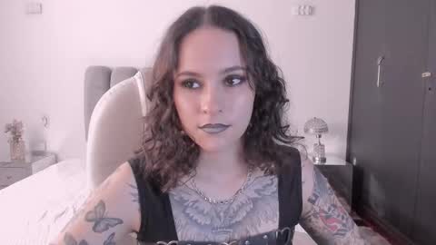 AnnyT online show from February 23, 9:45 pm