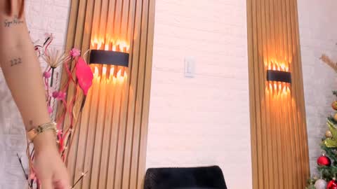 Annyy Ricee28 online show from January 3, 4:16 pm