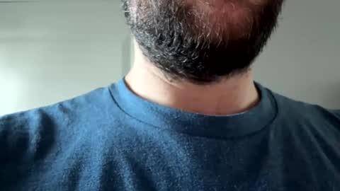 Snapshot of anonomousloser chatting on December 31, 12:46 pm anonomousloser online show from December 31, 12:46 pm