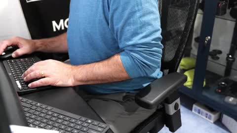 D online show from October 10, 3:11 pm