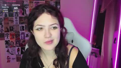 Snapshot of anora_millerr chatting on October 11, 3:10 pm Anora online show from October 11, 3:10 pm