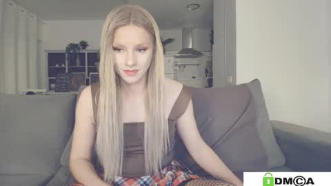 Sexy Ladybug online show from March 20, 10:42 am