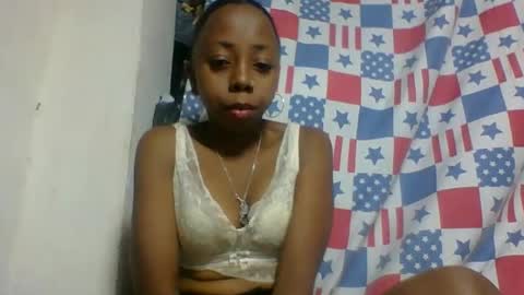 Snapshot of anouskaaa chatting on September 8, 9:36 pm anouskaaa online show from September 8, 9:36 pm