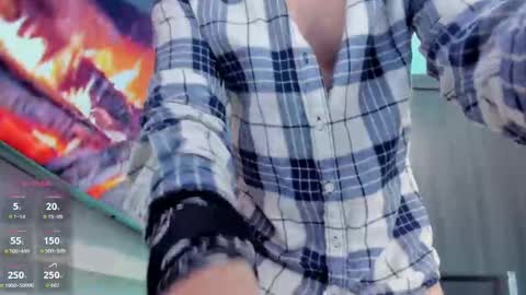 Snapshot of anrallmgbj472a chatting on October 4, 2:15 pm anrallmgbj472a online show from October 4, 2:15 pm