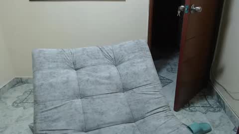 Snapshot of antara_girl chatting on December 16, 11:28 pm PAMELA online show from December 16, 11:28 pm