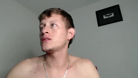Snapshot of anthonnymorrison chatting on January 3, 11:33 pm leon online show from January 3, 11:33 pm