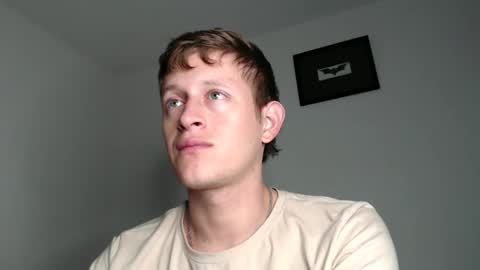 Snapshot of anthonnymorrison chatting on January 10, 3:39 am leon online show from January 10, 3:39 am
