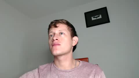 Snapshot of anthonnymorrison chatting on January 10, 6:42 am leon online show from January 10, 6:42 am