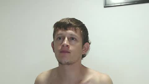 Snapshot of anthonnymorrison chatting on February 2, 8:02 am leon online show from February 2, 8:02 am