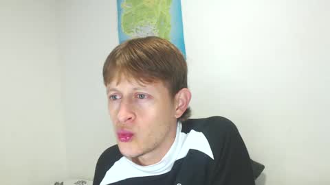 Snapshot of anthonnymorrison chatting on March 11, 1:16 am leon online show from March 11, 1:16 am