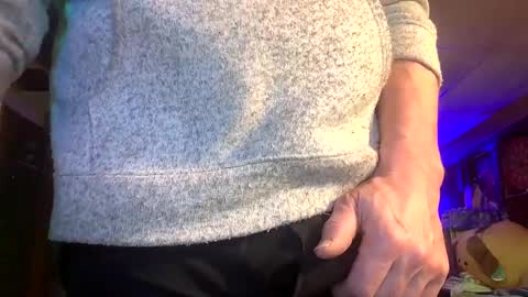 Anthony online show from February 8, 8:32 pm