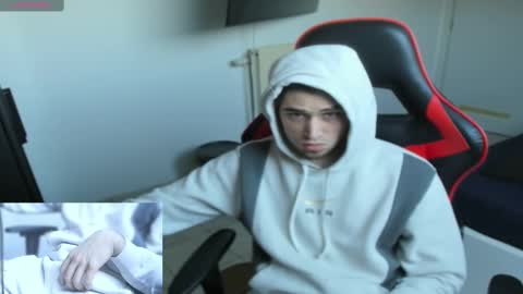 Snapshot of anthonyloveseks chatting on March 2, 10:45 am Anthony online show from March 2, 10:45 am