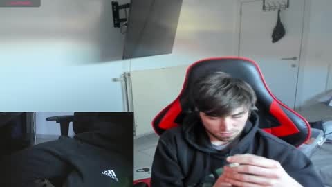 Snapshot of anthonyloveseks chatting on March 6, 3:02 pm Anthony online show from March 6, 3:02 pm