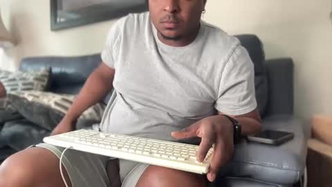 Snapshot of anthonyscreet chatting on September 28, 9:20 pm anthonyscreet online show from September 28, 9:20 pm