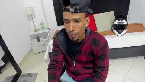       online show from December 13, 1:04 am