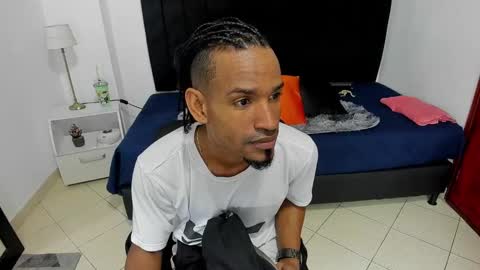       online show from December 15, 9:09 pm