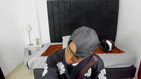       online show from January 11, 6:54 pm