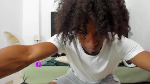       online show from March 1, 12:39 am