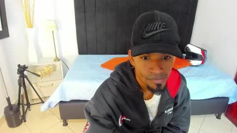       online show from November 5, 1:05 am