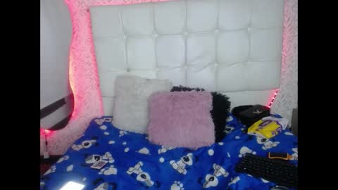 antia_x online show from January 8, 9:17 pm