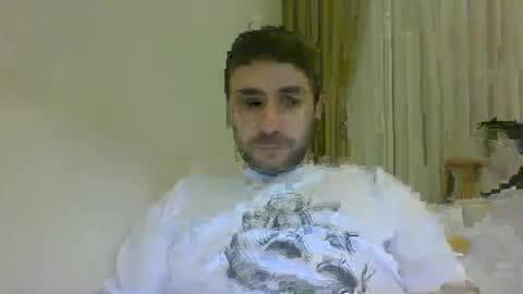 Snapshot of antilogos28 chatting on June 6, 10:58 pm antilogos28 online show from June 6, 10:58 pm