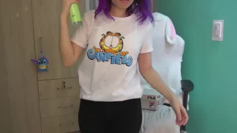 Snapshot of anto_sweet18 chatting on July 28, 2:13 pm My birthday is on december 2nd surprise me with a gift from my amazonlist online show from July 28, 2:13 pm