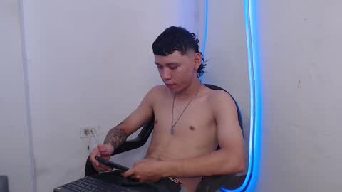 Snapshot of antoine_mastercum420 chatting on February 26, 7:35 pm Antoine online show from February 26, 7:35 pm