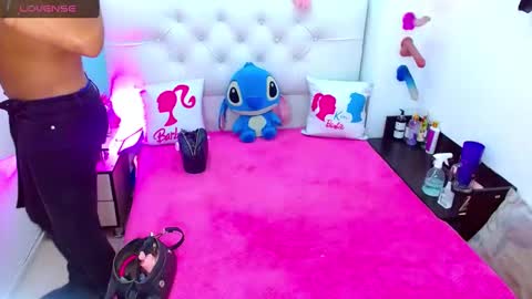 Snapshot of antonela_xx3 chatting on January 21, 7:06 pm antonela_xx3 online show from January 21, 7:06 pm